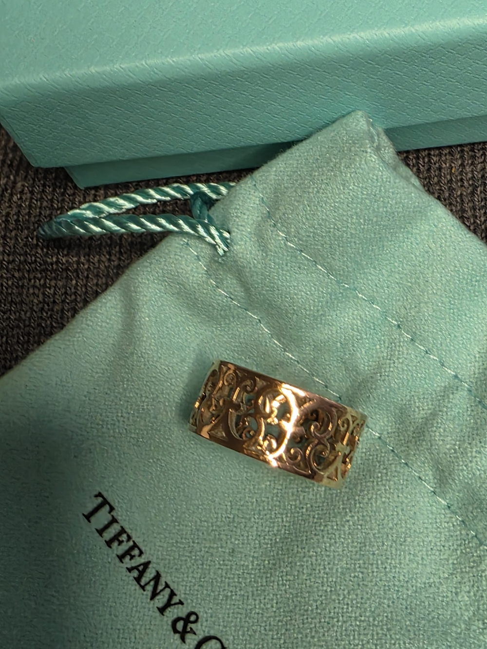 Tiffany & Co. Rubedo Metal Enchant Scroll Wide Band Ring Sz 7 w/ Box